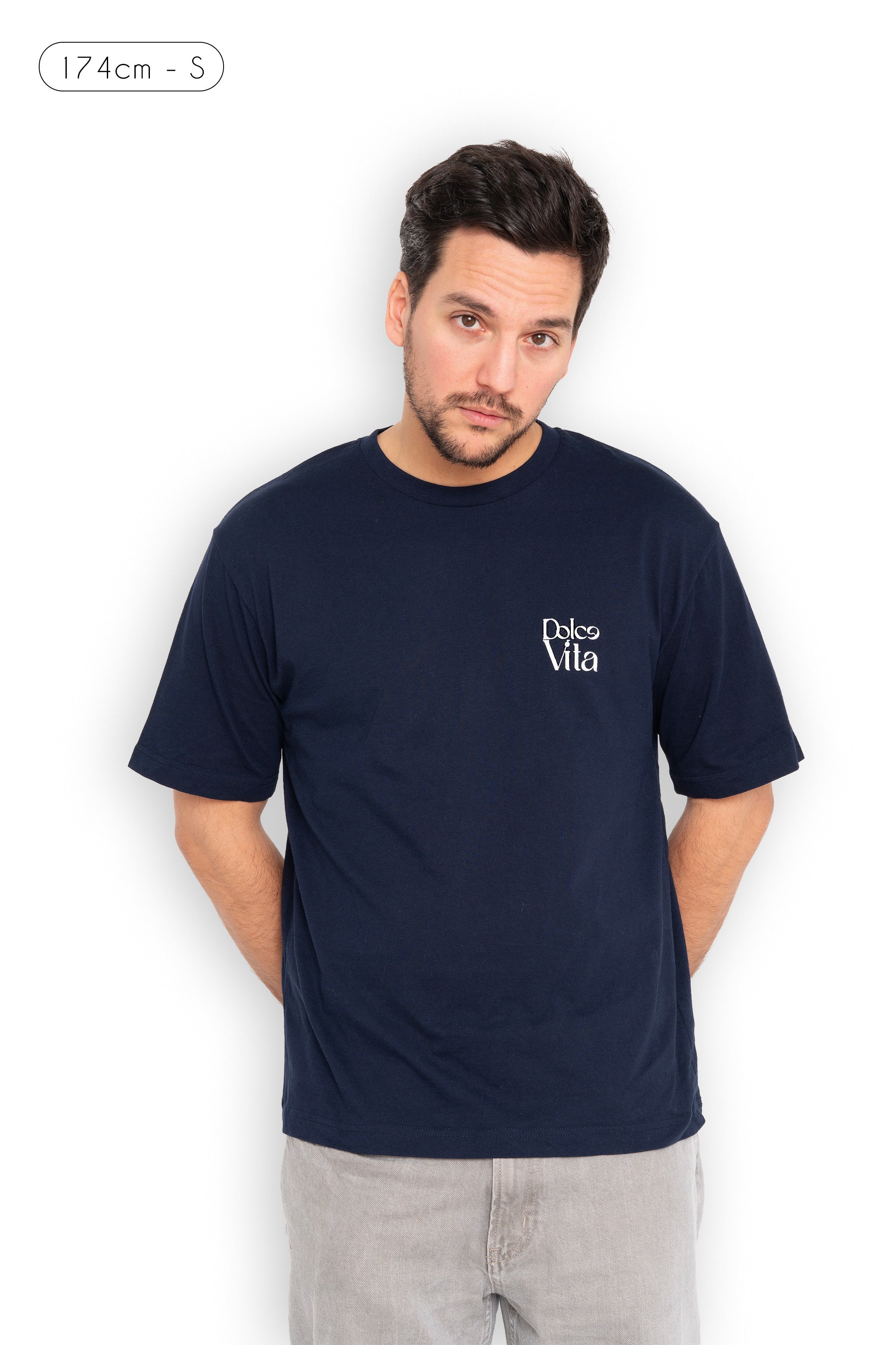 T-shirt Dolce Vita French Navy avec logo discret blanc à texture veloutée